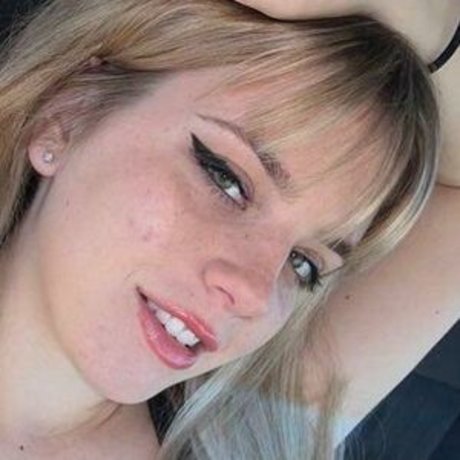 Xohalz444 xxx star img