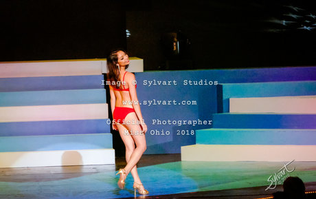 Xyla Foxlin model top pic