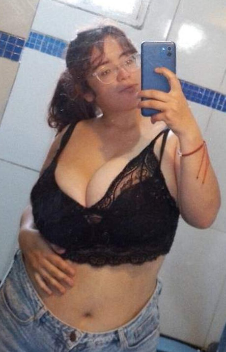 Abigail Ferreira star pornographic photo