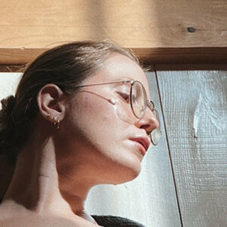 lilsweetbunz model erotic pics