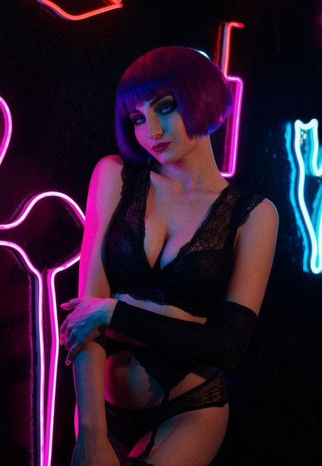 Speedy Cosplay star erotic photo