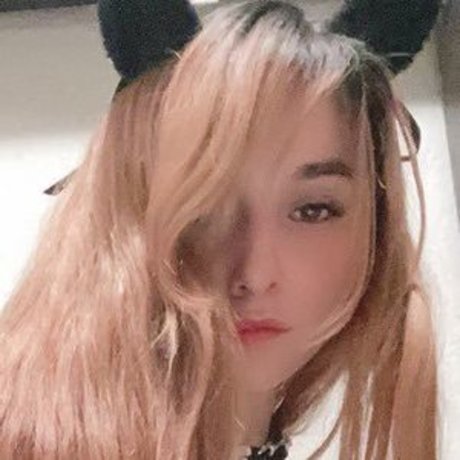 HeyShika nude model gallery