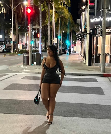 Lexxiibaebie model nudes pic