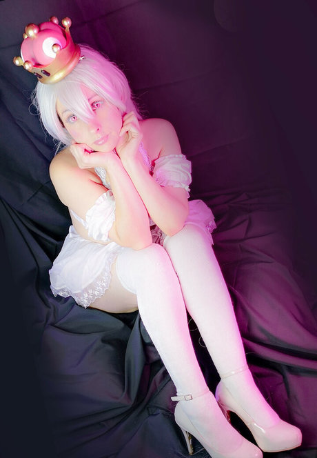 Puchys Love naked model images