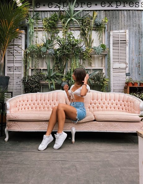 Bblovez high quality actress photos