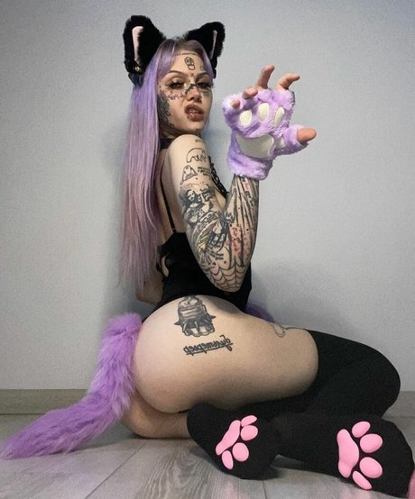 dtlowtcktpiilwh star adult image