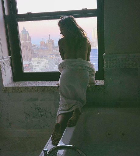 tittytata nudes pornstar image