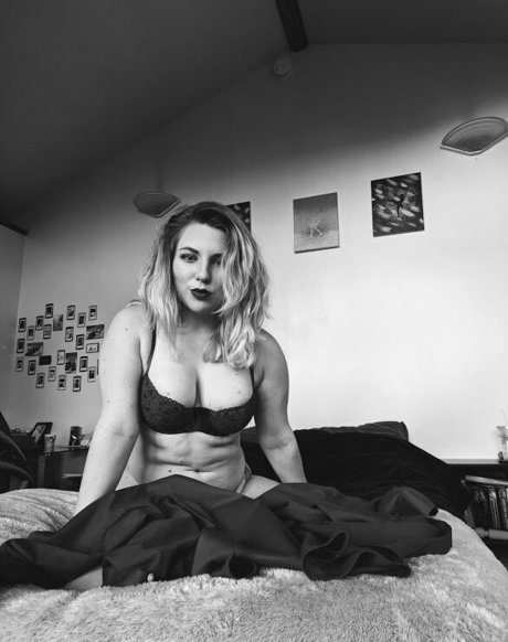 dancingkitten nudes pornstar gallery