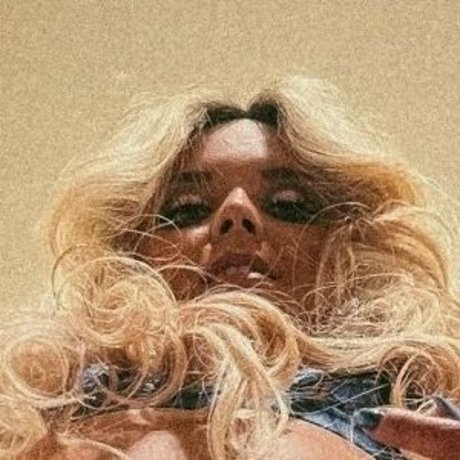 Tay Melo model naked gallery