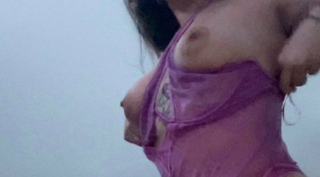 callmeshelly star free photo