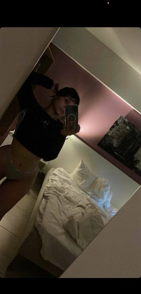 callmeshelly star porn photos