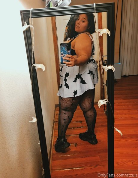 atzula model nude archive