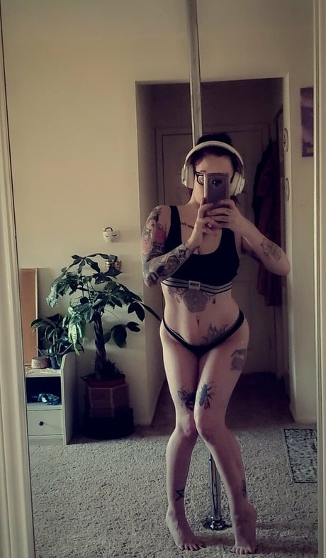 salemmoonfree pretty pornstar pictures