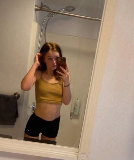 Danni Rivers adult model gallery