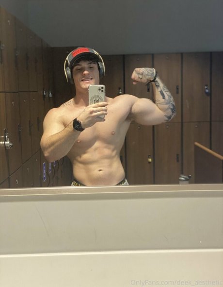 deek aesthetic model xxx gallery