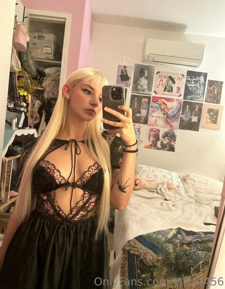 kitcat456 high quality star pic