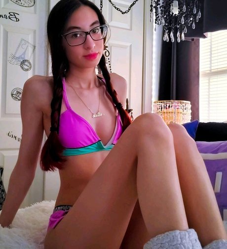 Lexiful model nudes pics