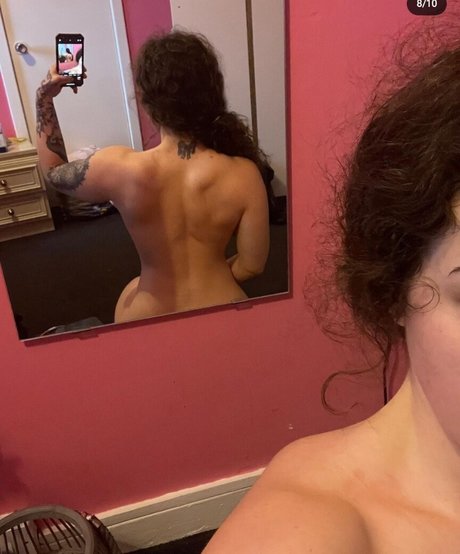 hipthrustqueen porn actress photo