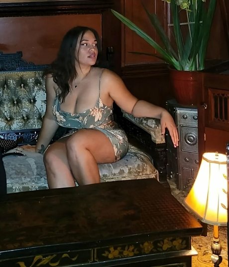 Sharlettewitch pornstar pretty image