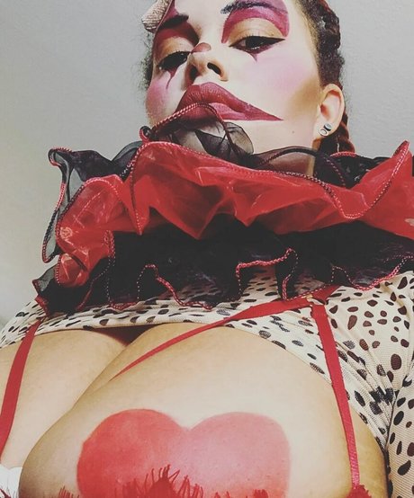 Sharlettewitch hd model pics