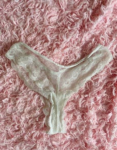 helga pataki art model archive