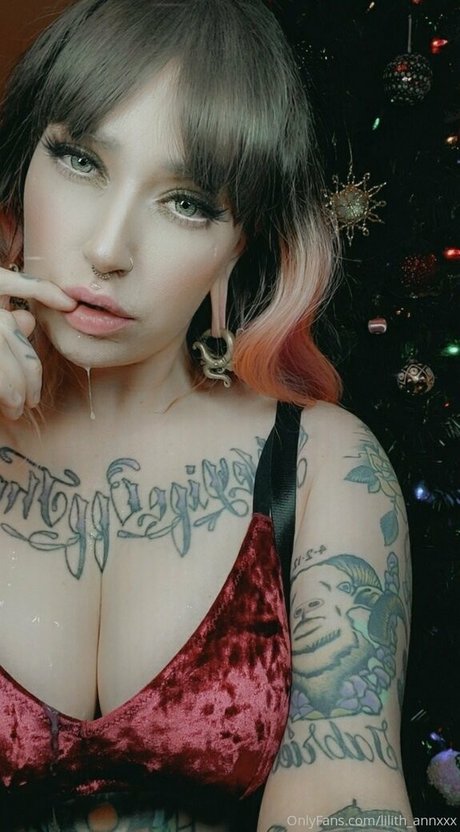 Lilith Ann hot pornstar photos