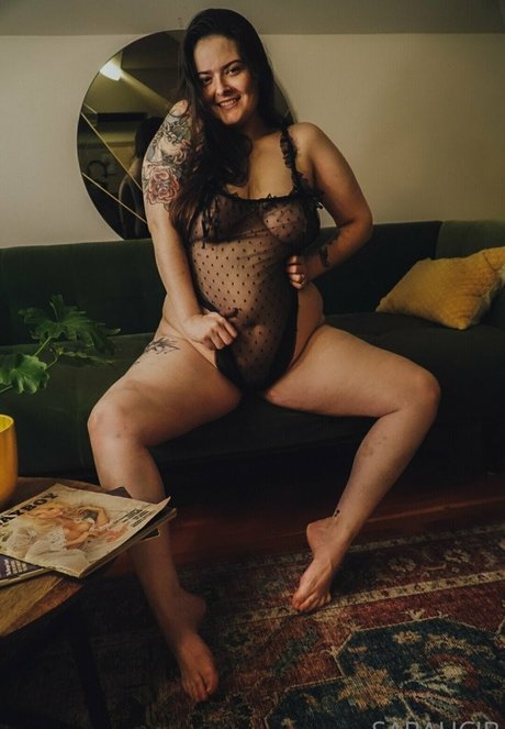 SarahCJB model hot pictures