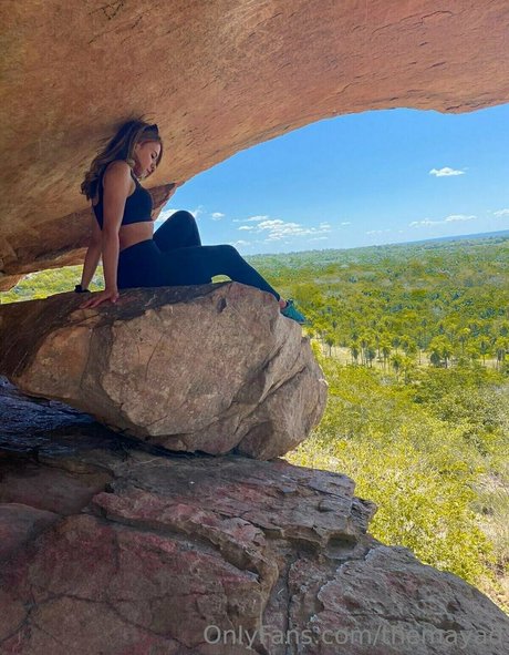 themayad hot model archive