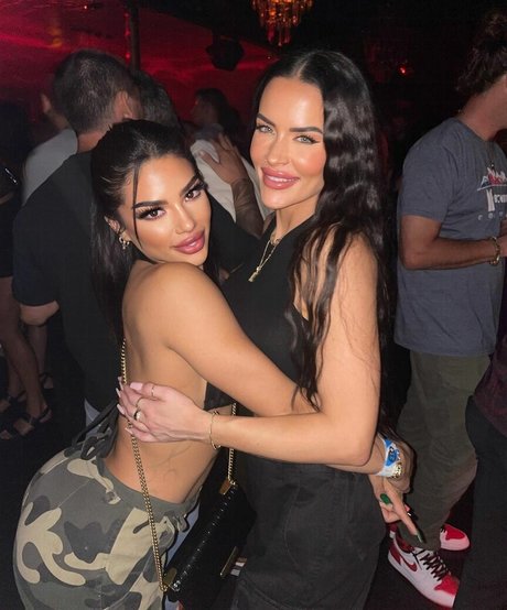 Keahla White sex model galleries