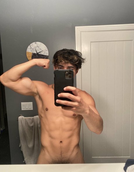 prettyboyaedan pornstar nude gallery