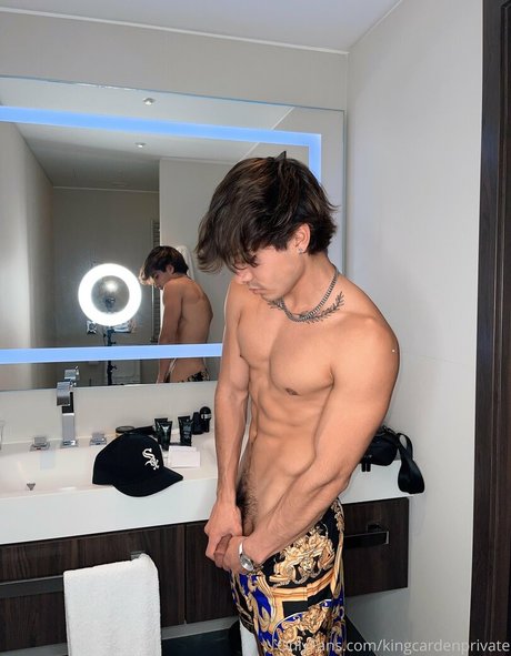 prettyboyaedan pretty actress image