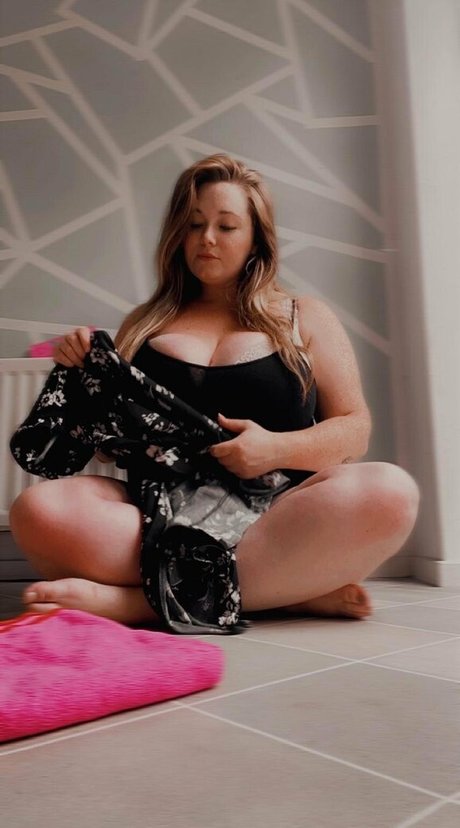 chloze00 hot model images