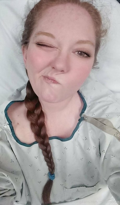 myliemoore star nice gallery