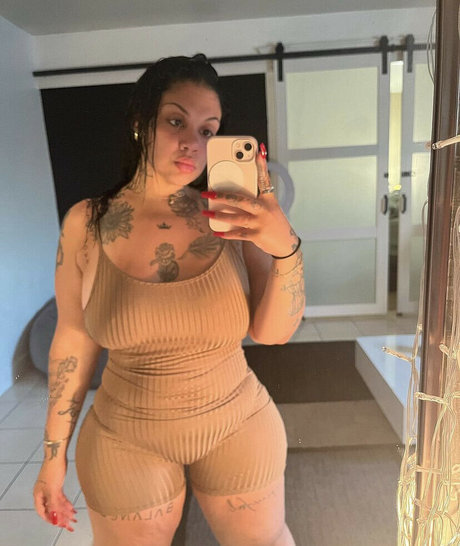 Krisssss__x nice actress images