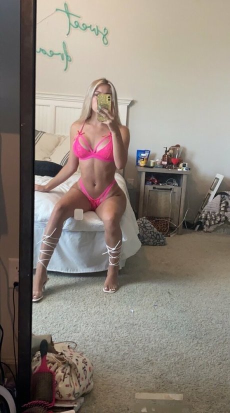 Caseycrawford19 high quality pornstar pic