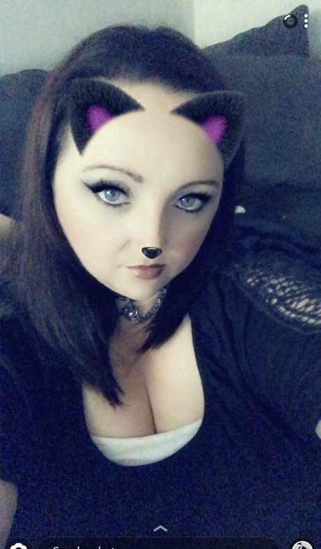 naughty kitten84 hot star images