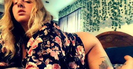 sammy smiley top model pic