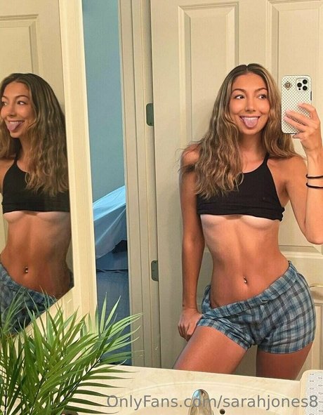 sarahjones8 pornstar sexy pic