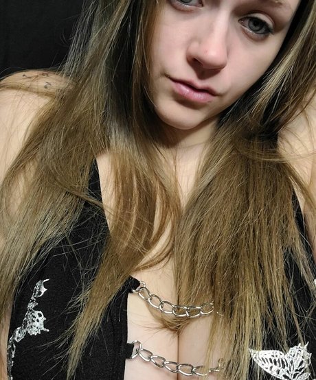 Ivory Ray adult actress image