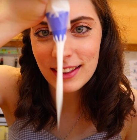 Seerasan adult model picture