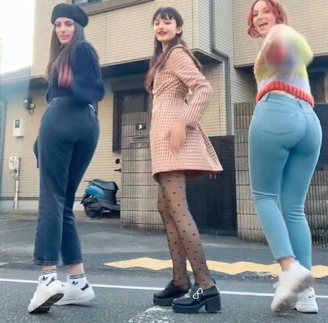 Seerasan pornstar pretty galleries