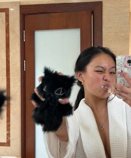 arabella vei nice star pics