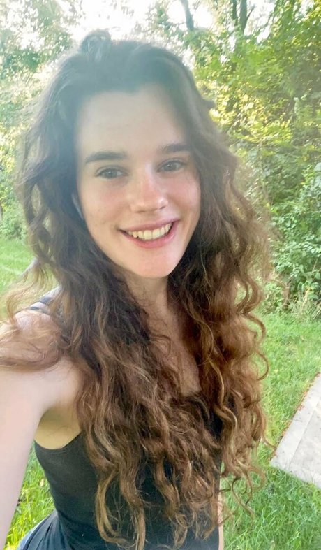 kes de model nude archive