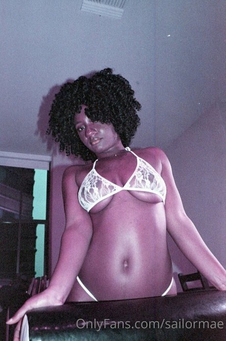 sailormae star nude archive