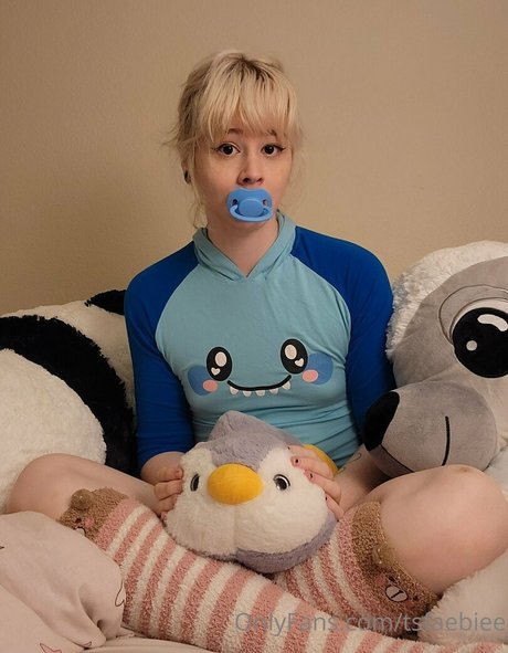 Tsfaebiee porn model image