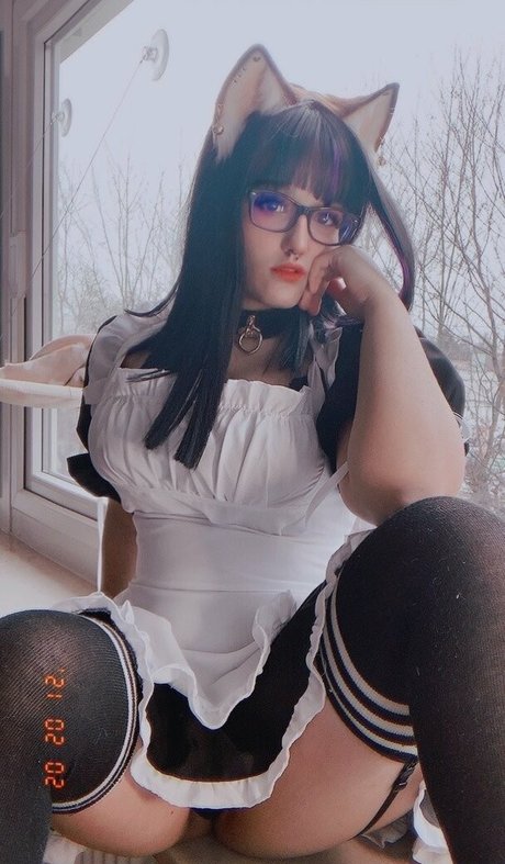 ninitard art actress pic