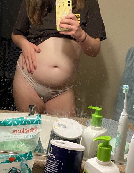 lharmon2920 model hot img