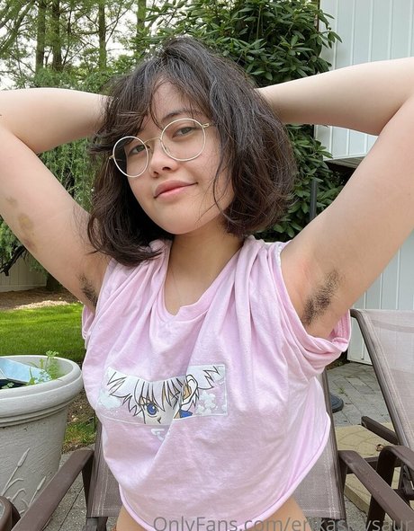 erikasivysaur naked actress pic