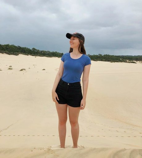 Tokidoki Traveller pornstar free pics