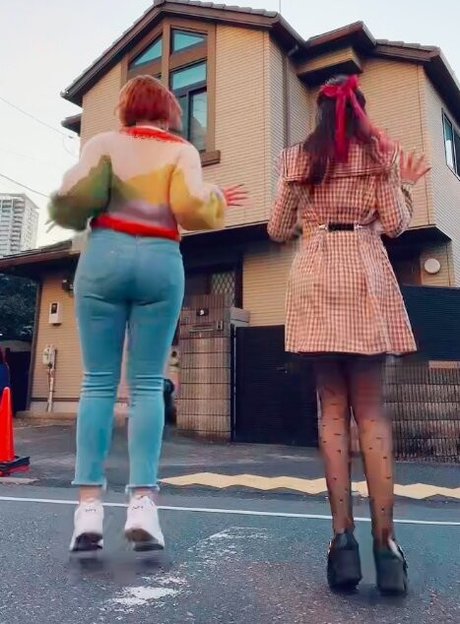 Tokidoki Traveller model erotic gallery